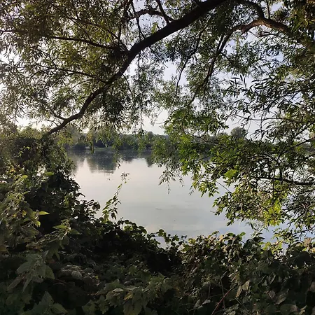 La Campagne A La Ville... Апартаменты *